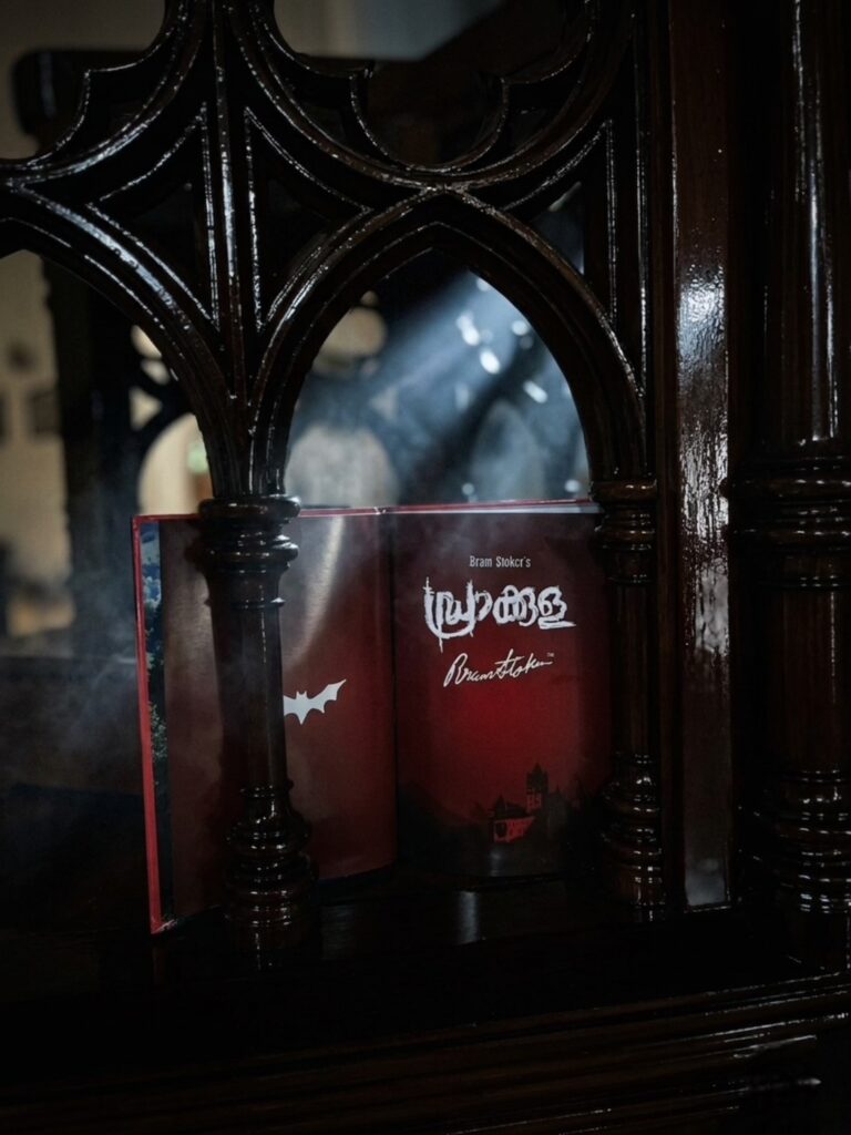 dracula translated by kottayam pushpanath malayalam